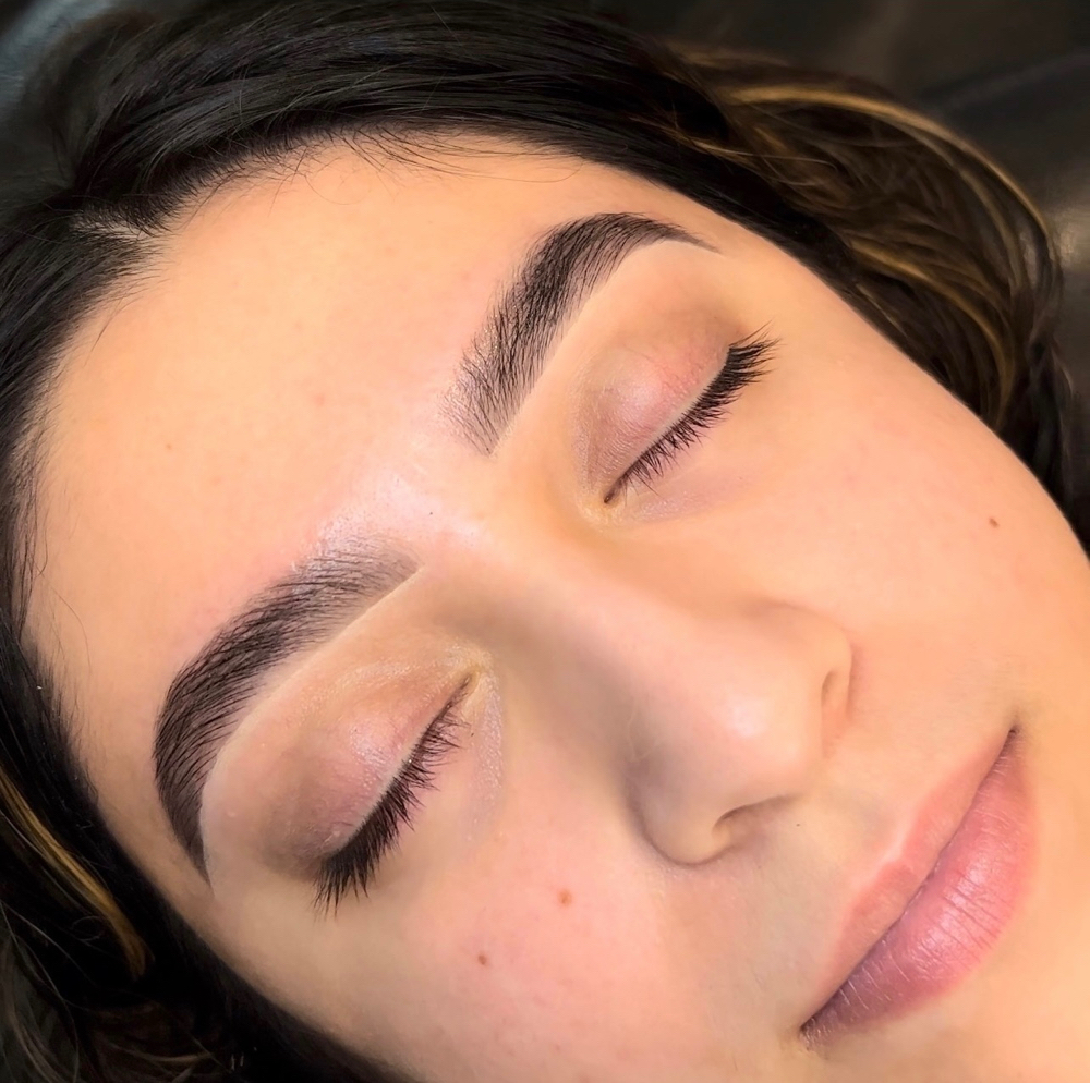 Brow Wax & Tint