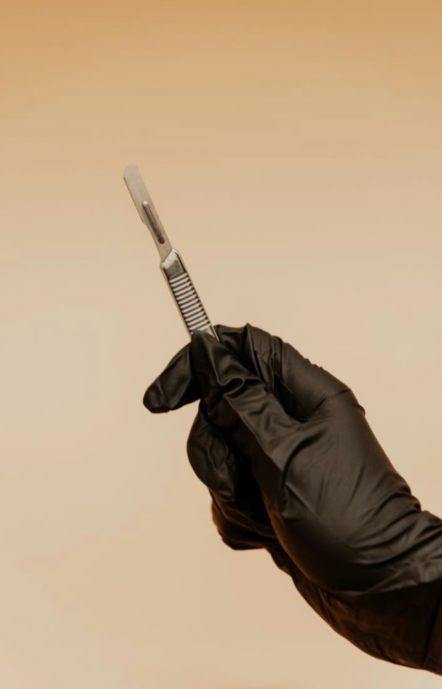 Short & Sweet Dermaplane