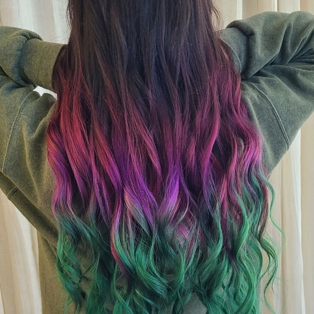 Vivid Color - Partial With Lift at Hoosier Momma Salon in Clay City, IN