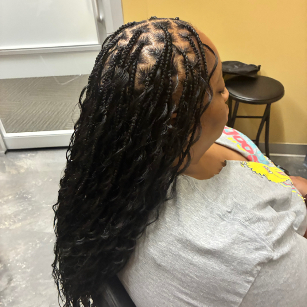 Knotless Braids at RosieLocs in Summerville, SC