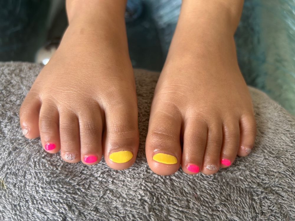 In & Out Pedi (perfect for Kids)