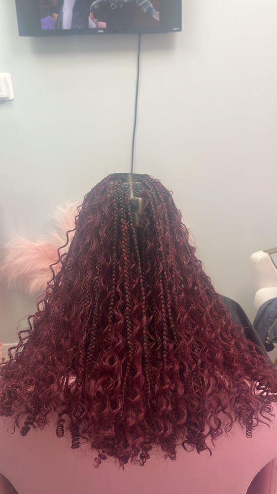 Medium BOHO Knotless at Luxuryybraidsbyshar in Homewood, IL