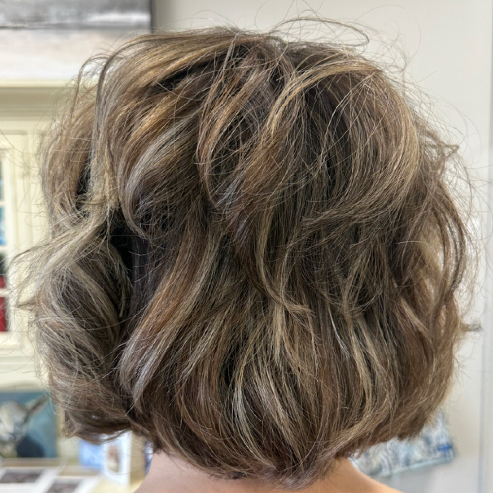 Partial Lowlight at Ashley Davis Hair @ The Olive Branch in Andersonville, TN