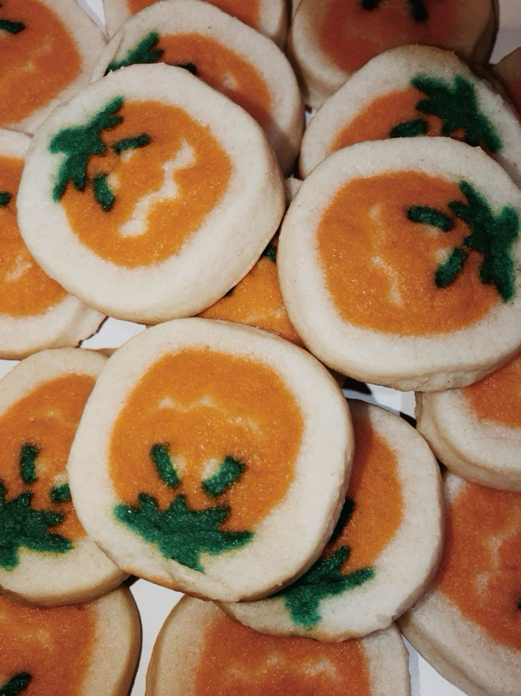 Pumpkin Cookie Gel Pedi