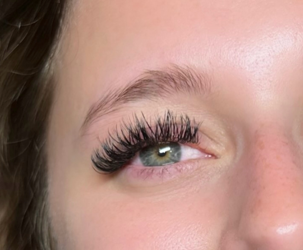 2 Week Eyelash Extension Fill