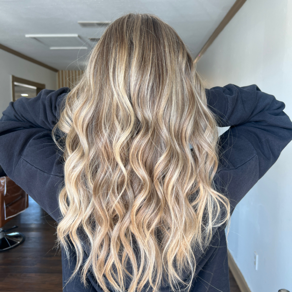 Full Blonding at Grace Alicia in Stephenville, TX