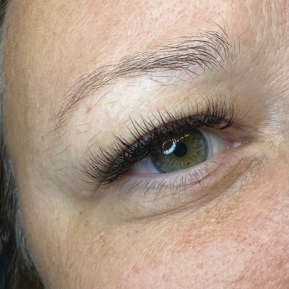hybrid lash extension set at caroline cheney in West Alexandria, OH