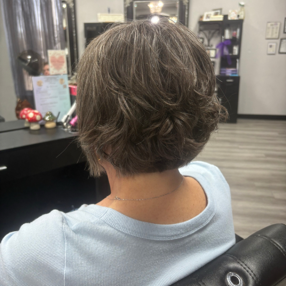 Short Cuts at Kinsye Miller in Burleson, TX