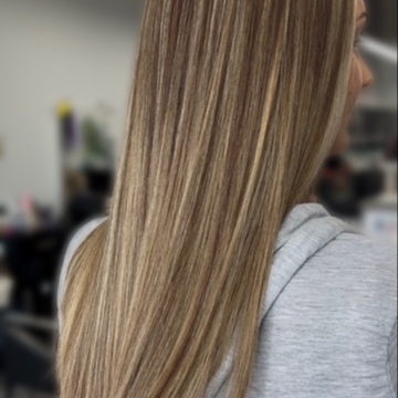 Partial Highlight at thesalonbar in Tomball, TX