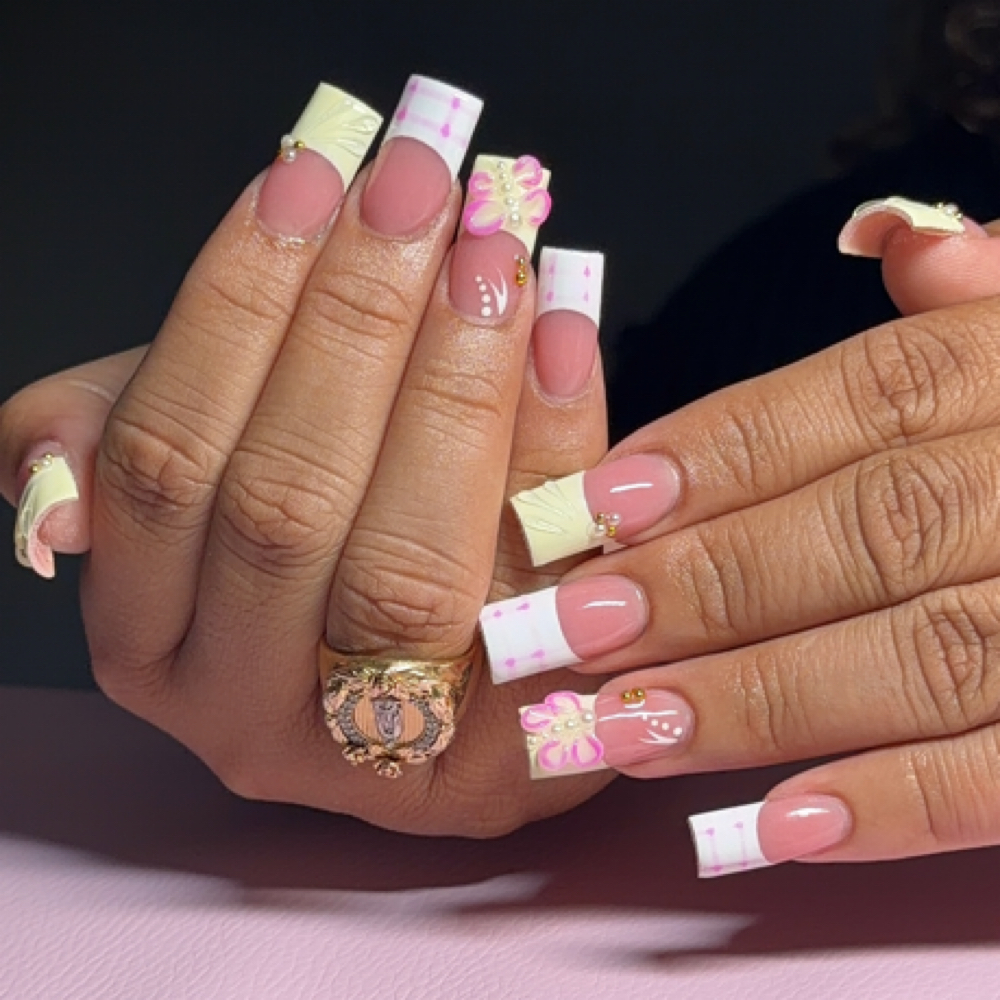 Small/Medium Full Set (2) at Nailsby_Yeri in Denver, CO