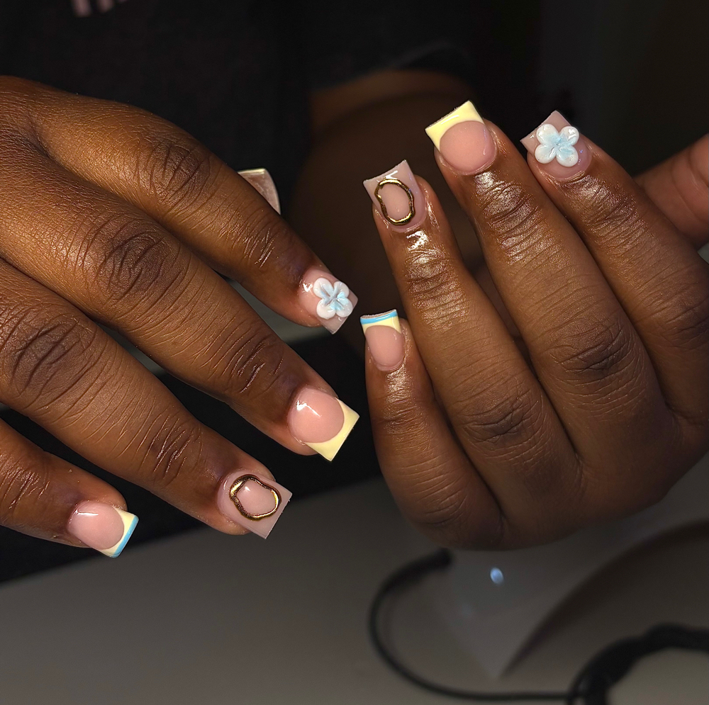 Short Set at Zōē Luxe Nails in Fort Worth, TX