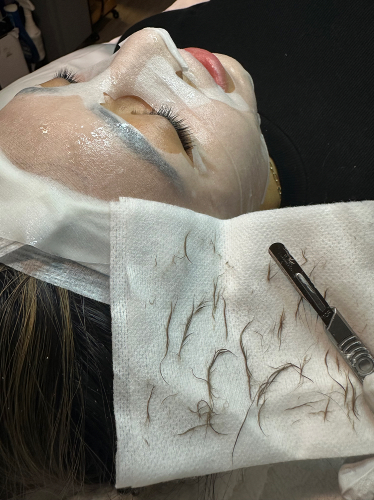 Dermaplane Facial