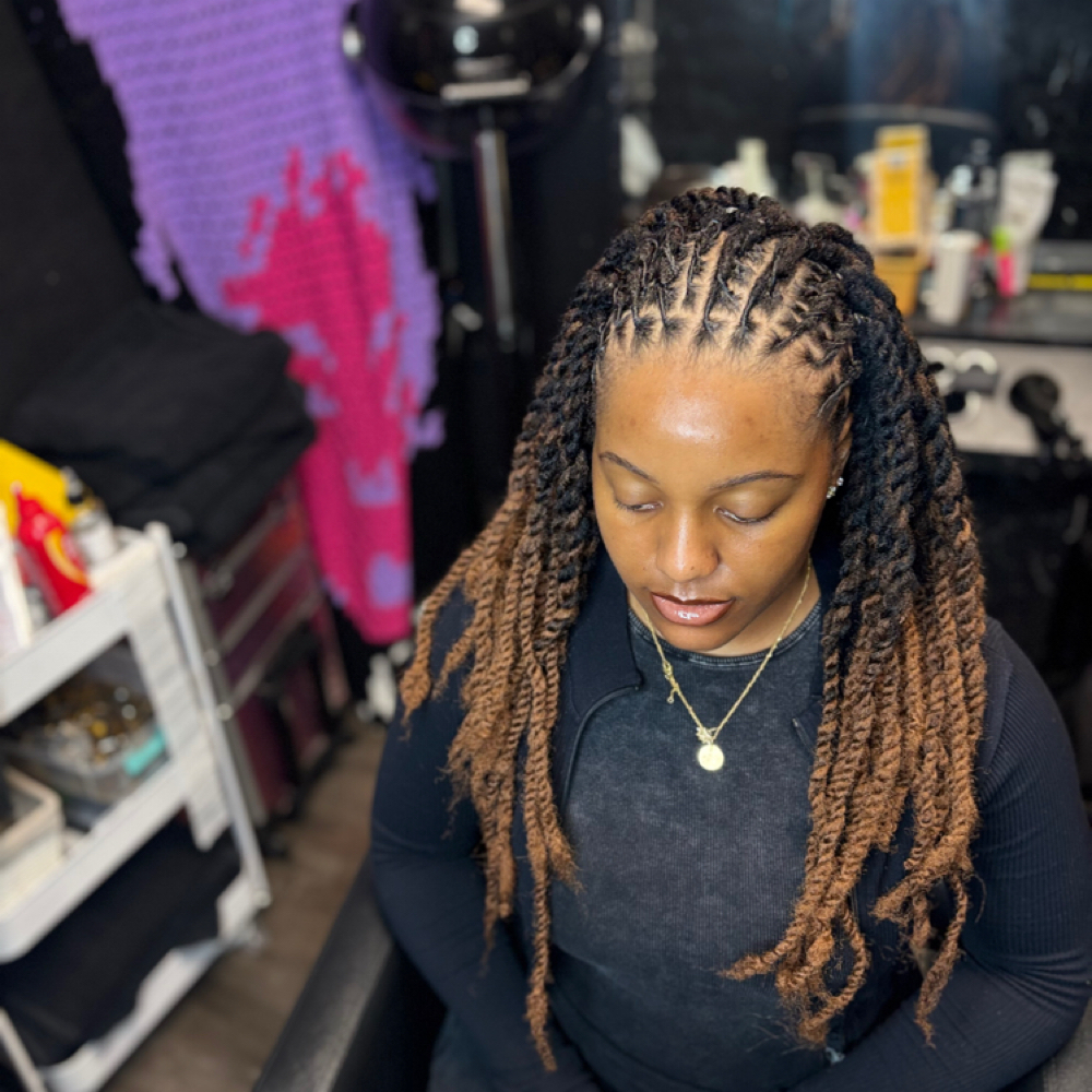 Cuban Twist Over Locs: Bra Length at DiamondDLocs in Fort Myers, FL