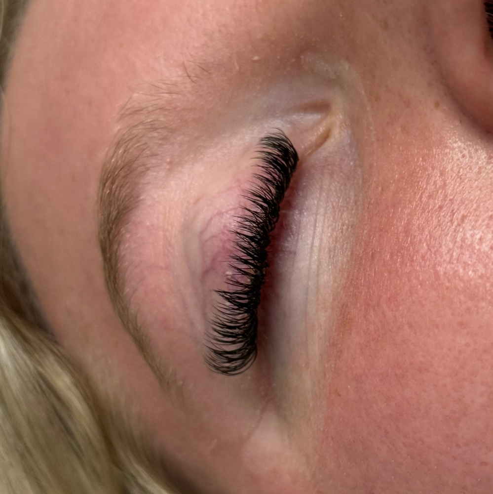 W Lashes (Full Set) (Aaliyah)