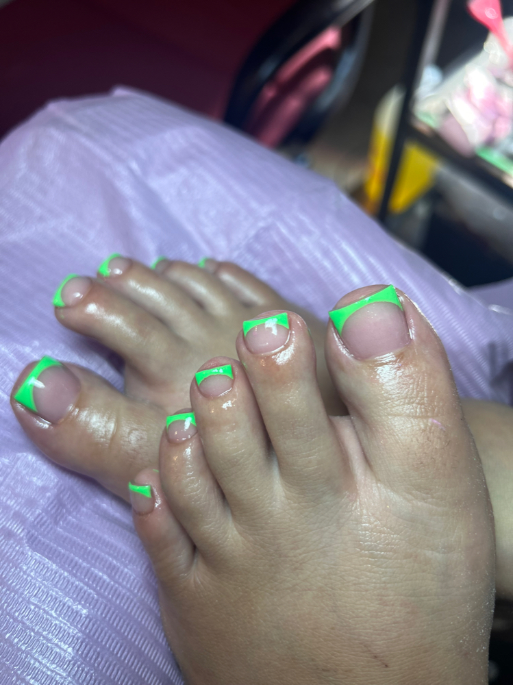 Acrylic toes