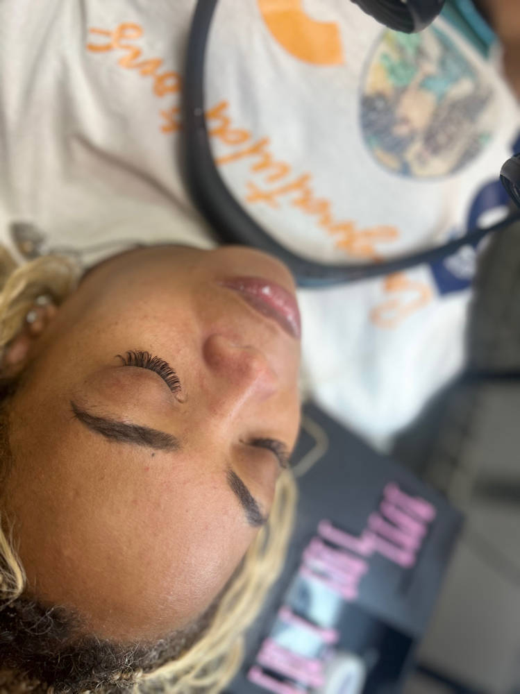 Facial & Lash Combo- Limited Time