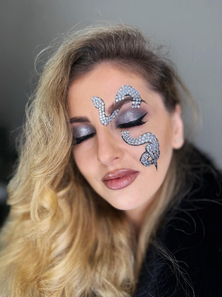 Art Makeup (Halloween, theme party) at Vogetica Beauty Lab (Regina) in Dallas, TX