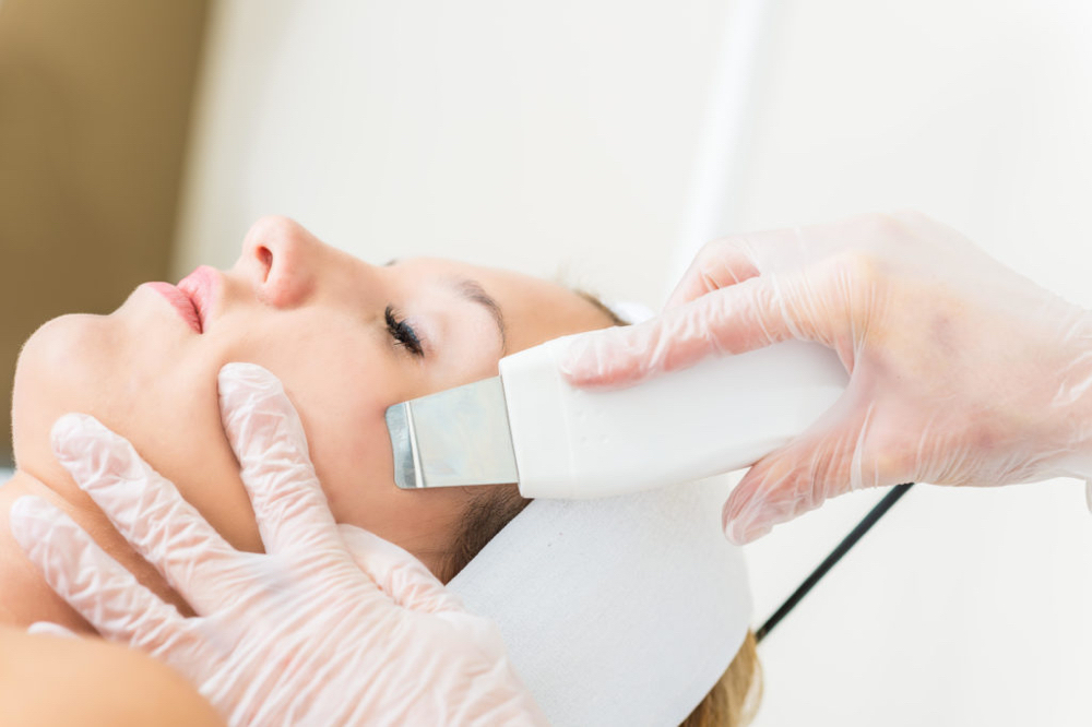 ultrasonic exfoliation with LED