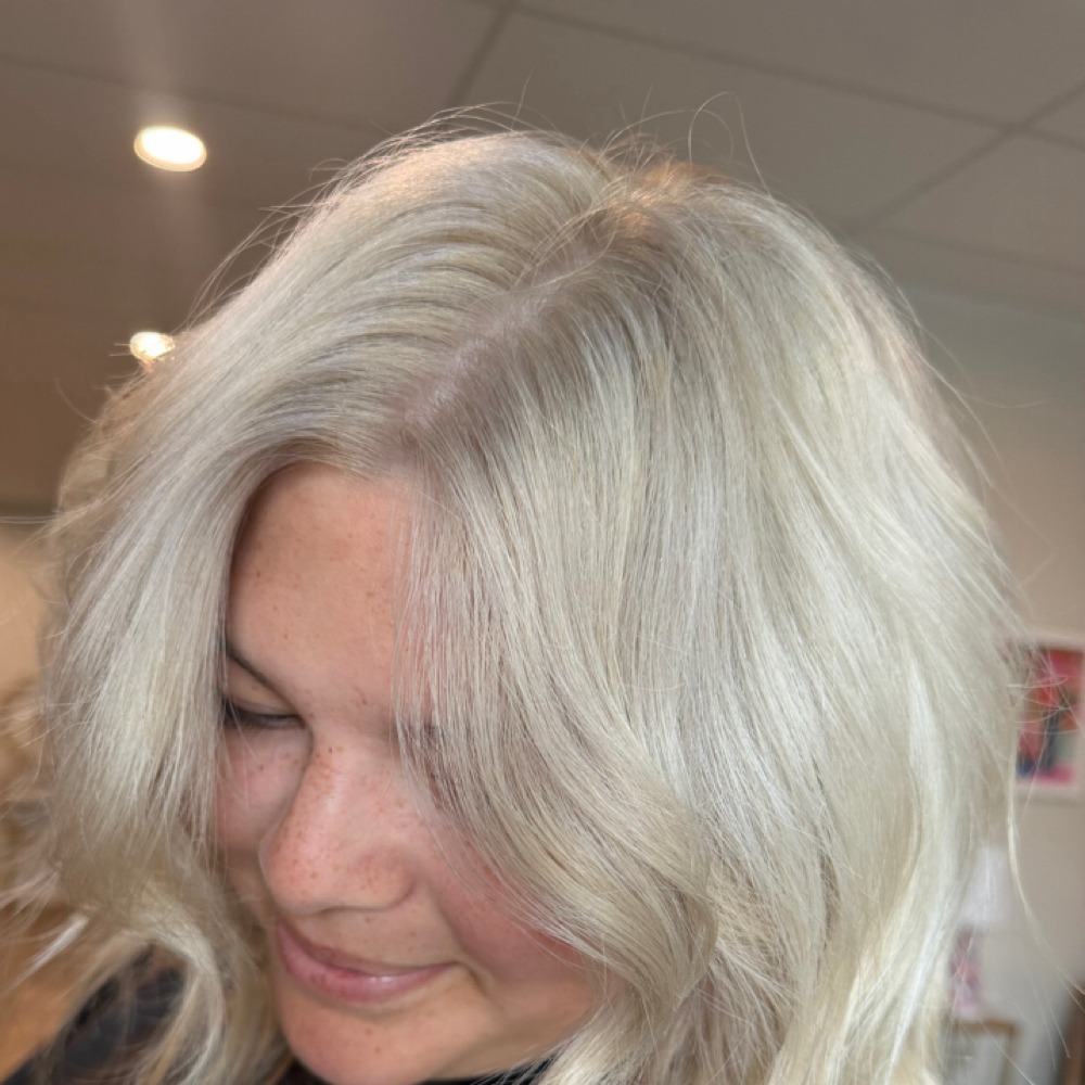 Bleach & Tone at Jennifer On Mane Salon in Duncan, SC