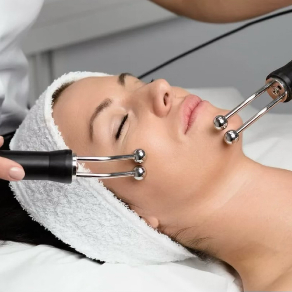 🖤NoirPulse Microcurrent Ritual at Haus of Noir Beauty & Aesthetics in Happy Valley, OR