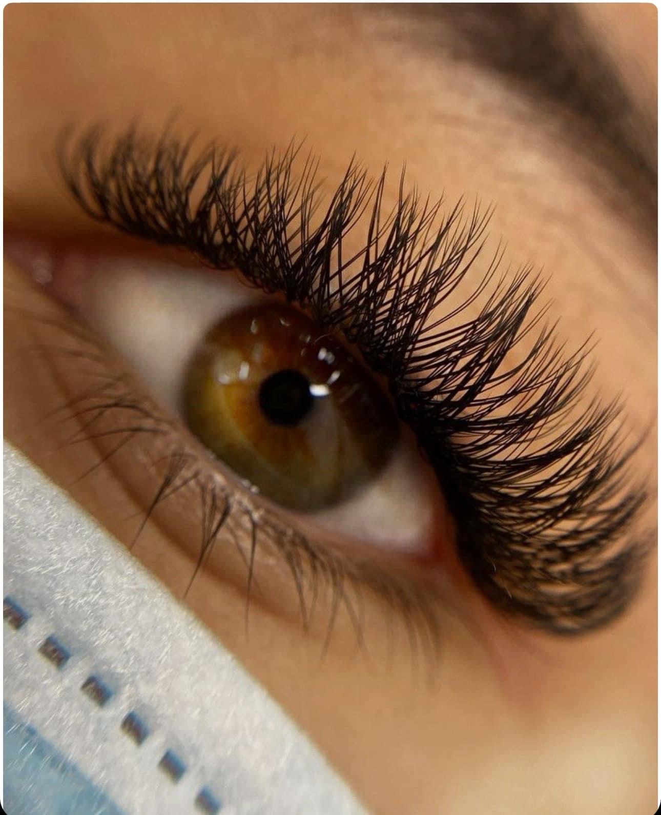 Hawaii Eyelash Extension