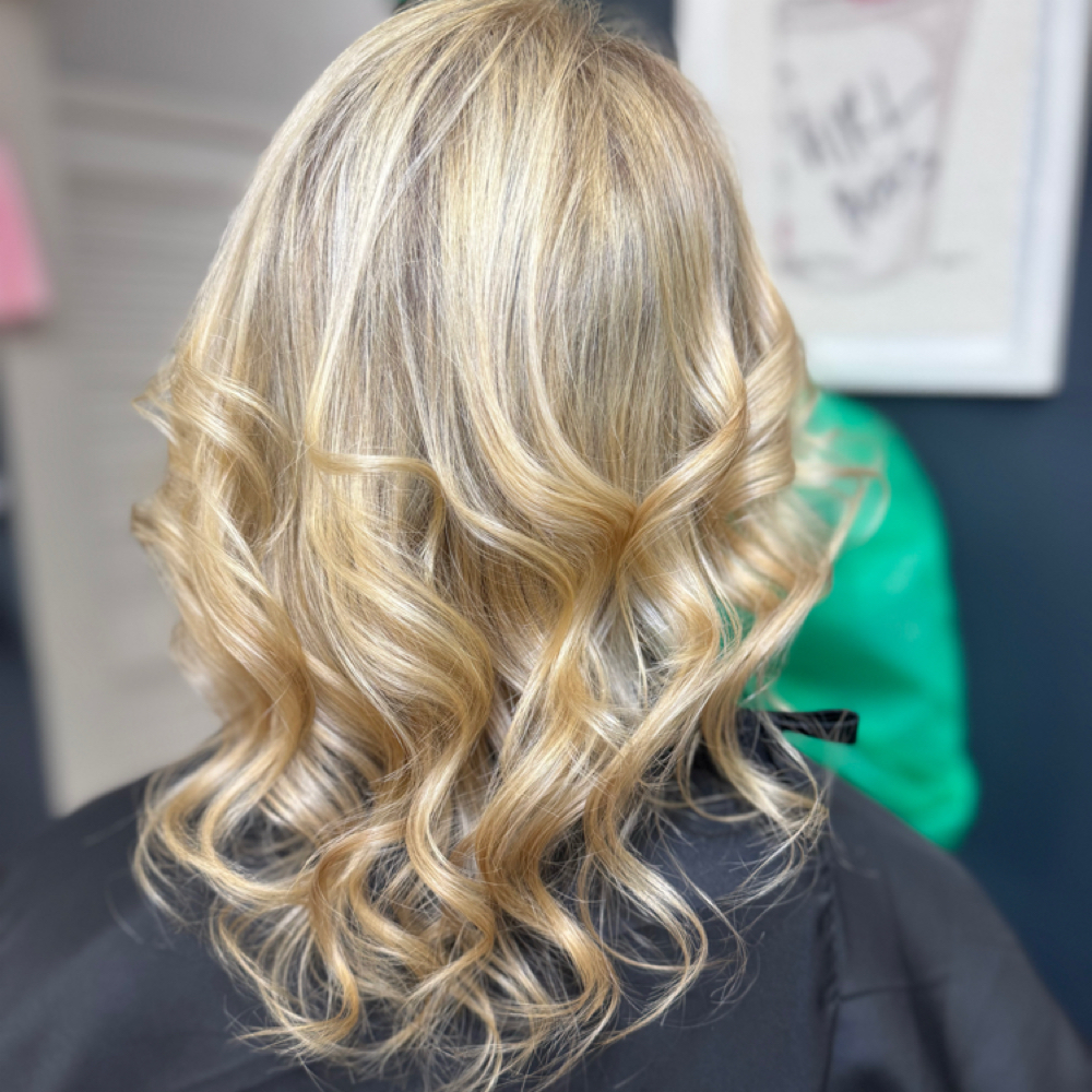 Full Foil at Chloe Stewart in Brimfield, IL