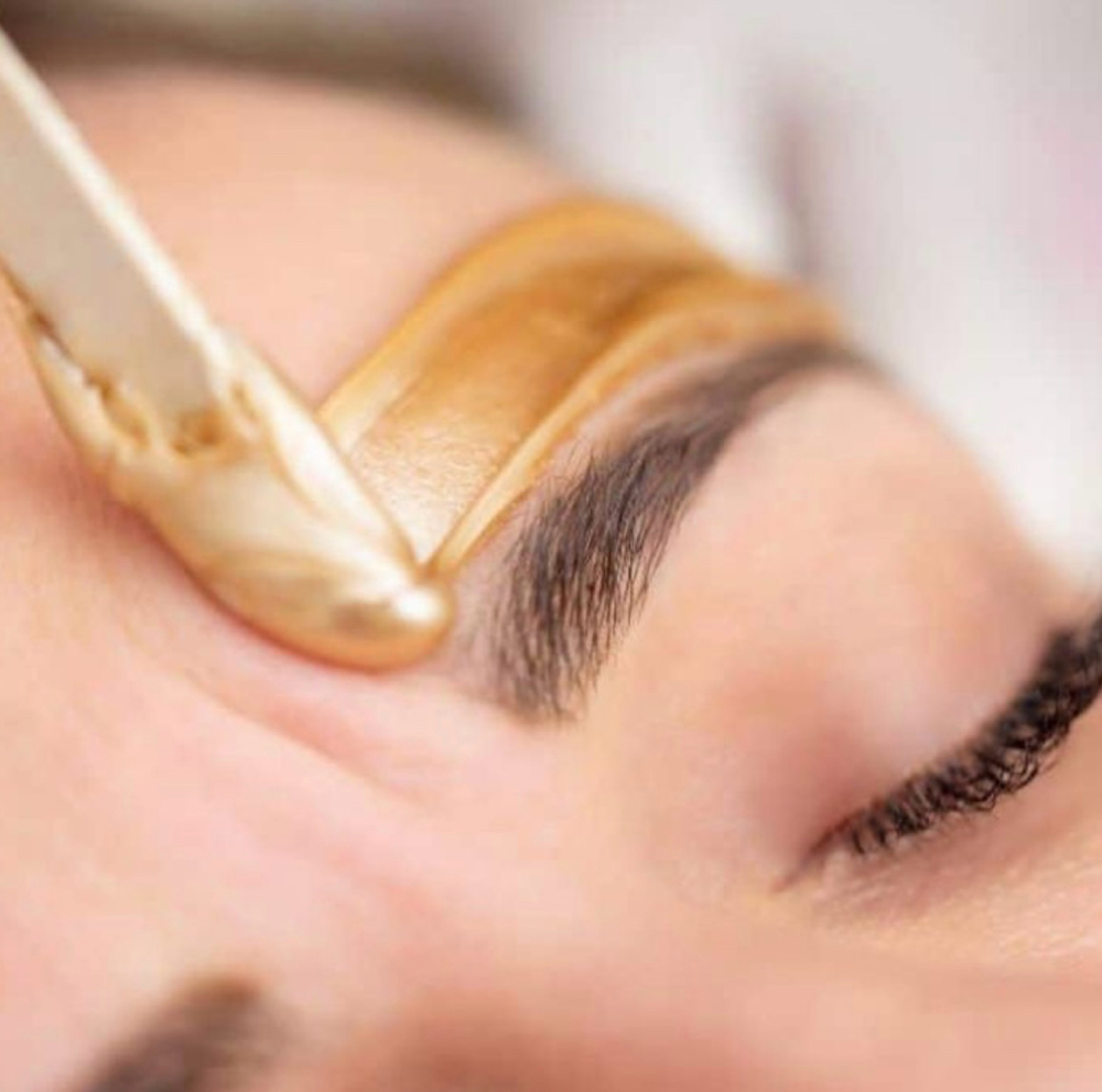 Eyebrow wax