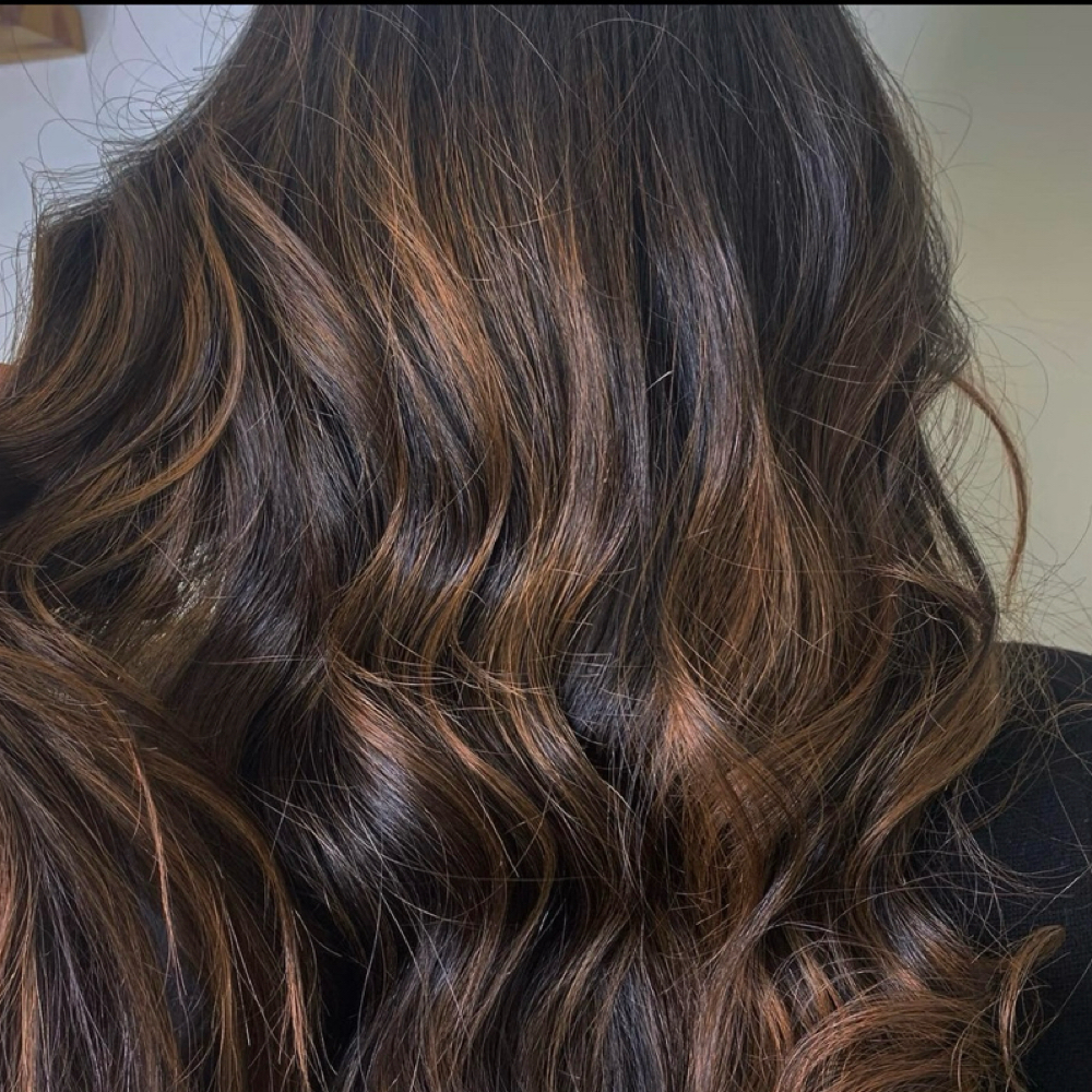 Fullhead None Bleach balayage at Luxe Hair Lounge in brooklyn, NY