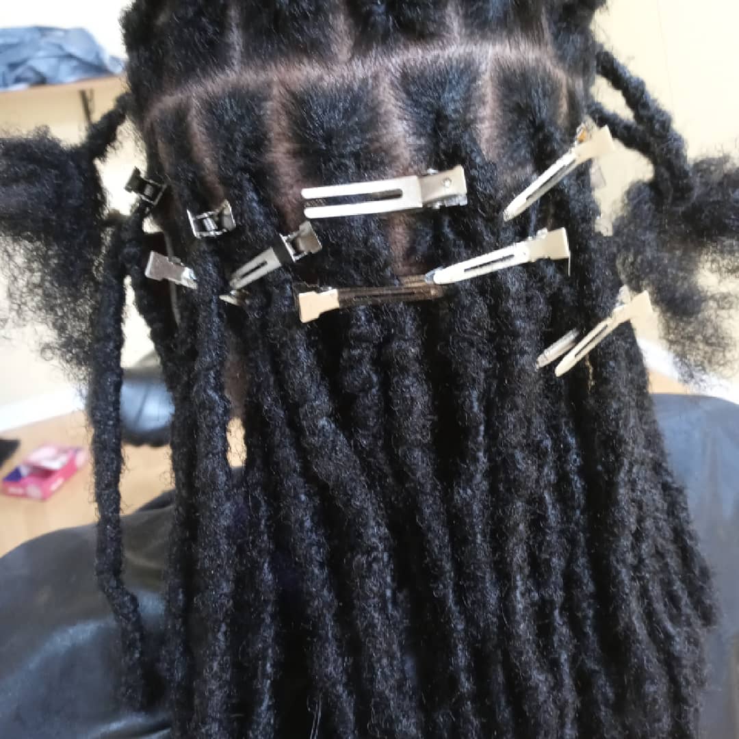 Dreadlock Installation