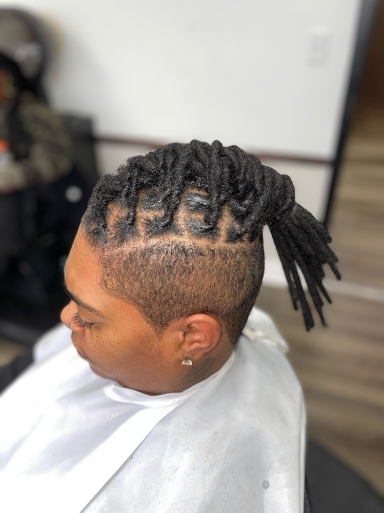 Loc Extensions at Ja’Tae Style Studio LLC in Euclid, OH