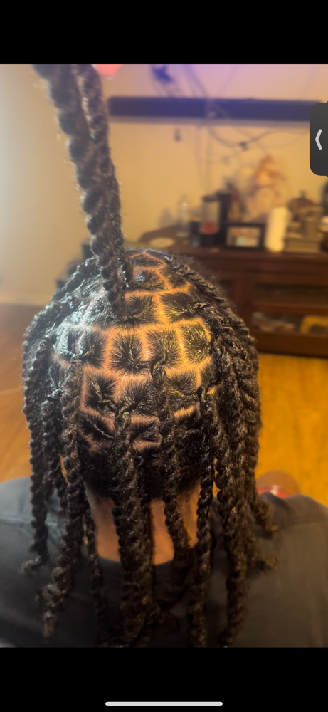 Loc Retwist at Oshi Wrote My Roots in Dallas, TX