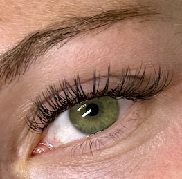 Classic 2 weeks Fill at Lash Out Studio in Wilsonville, OR