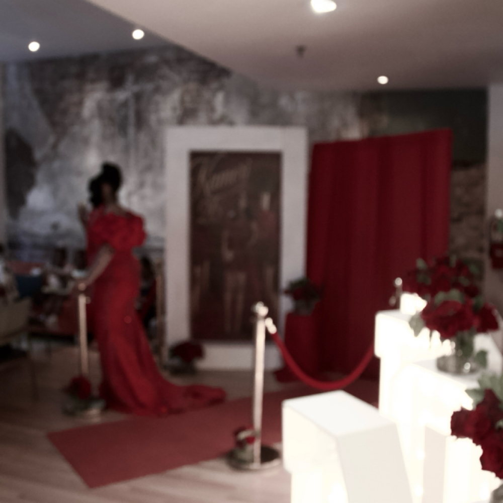 1 Hour 30 Min Lifestyle Photoshoot at The Dungeon Studios