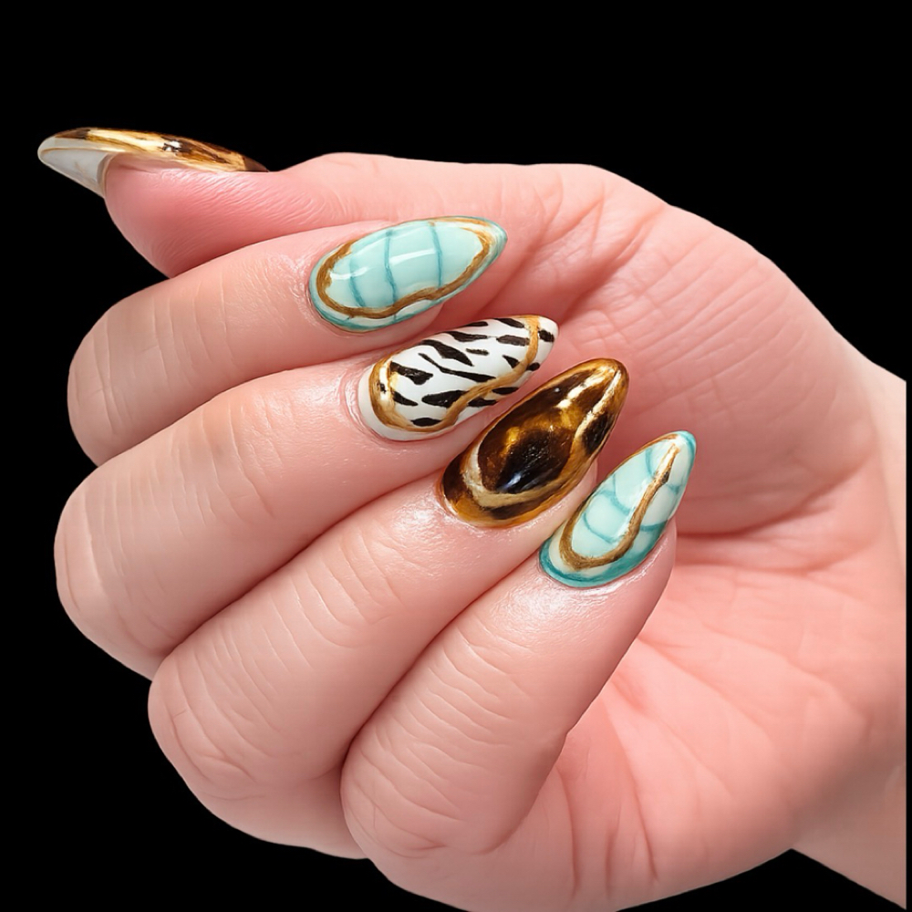 Chrome/Cat Eye at Taylor - Licensed Manicurist @ Lox Salon in Knoxville, TN