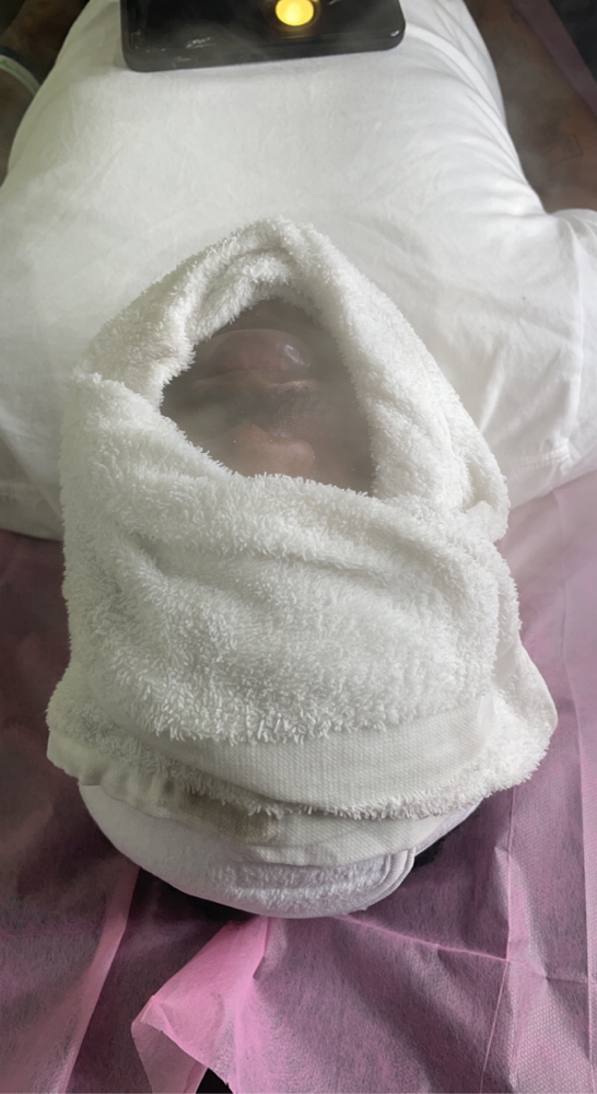 4 Fancy facials at Crowned Exclusive Esthetics in Kansas City, MO