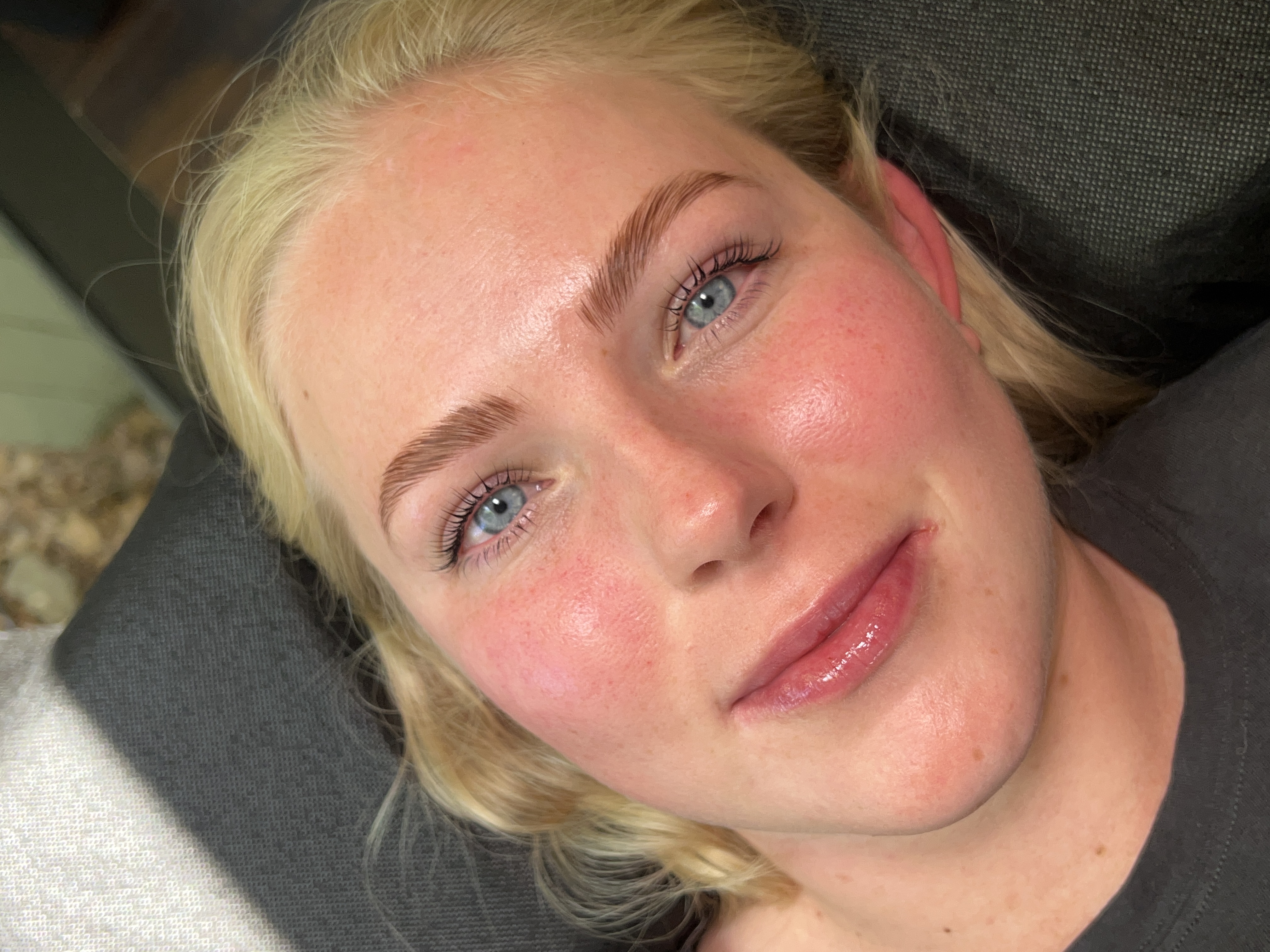 Brow lamination + shape (no tint)