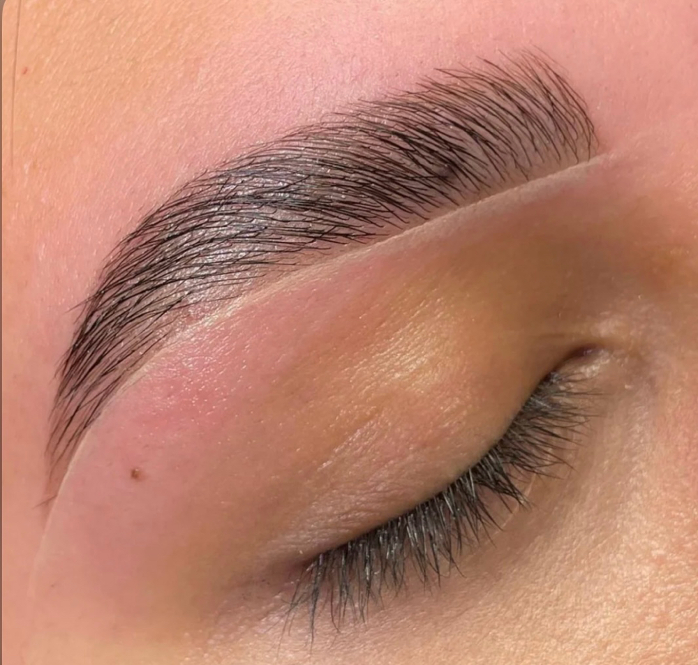 Brow Tint & Shape