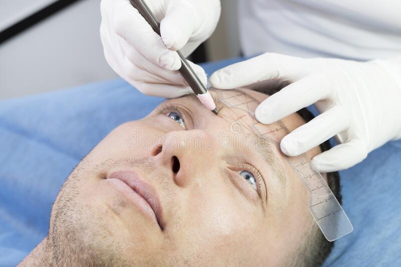 Men Eyebrows Treatment