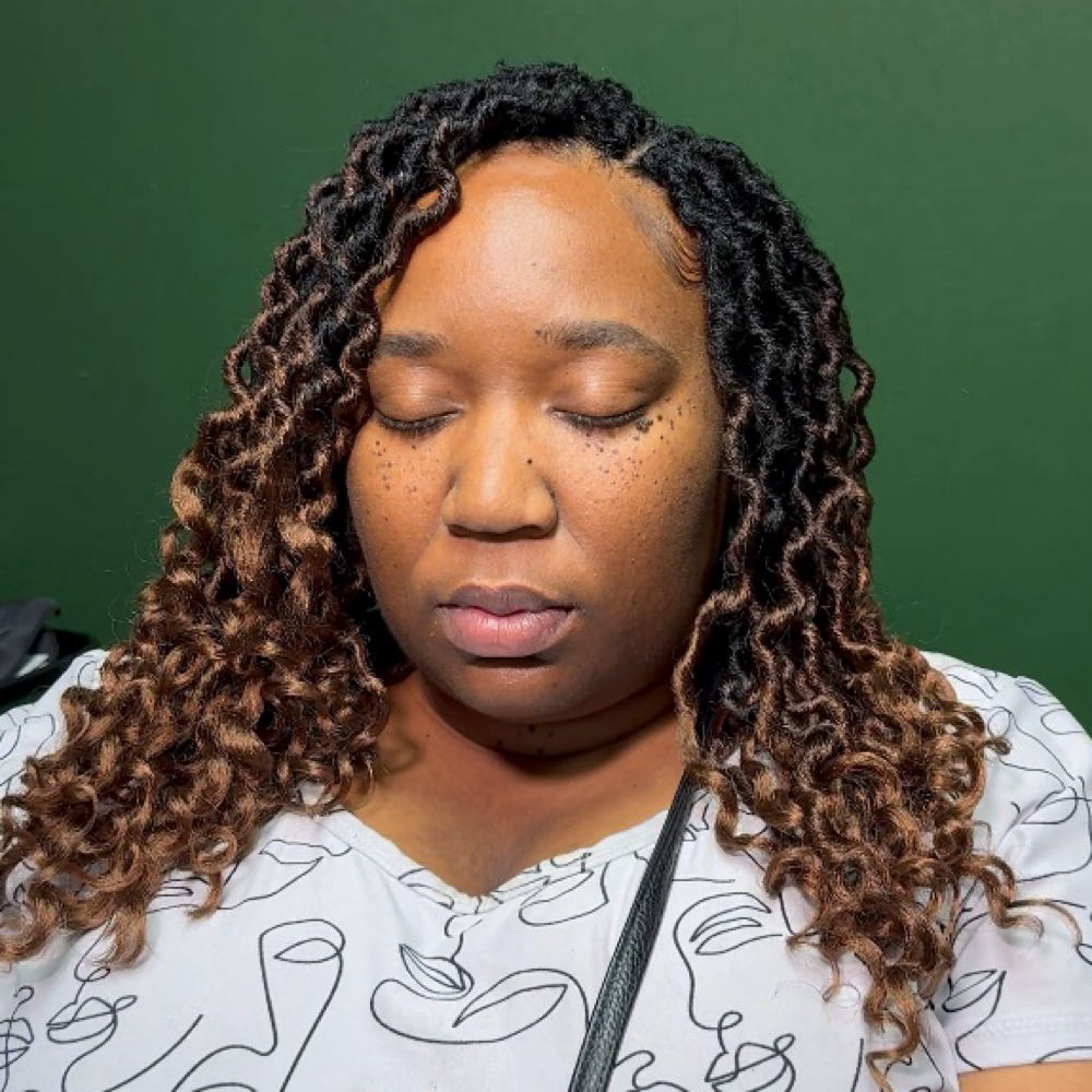 Traditional Crochet at Styling With Yanna in Houston, TX