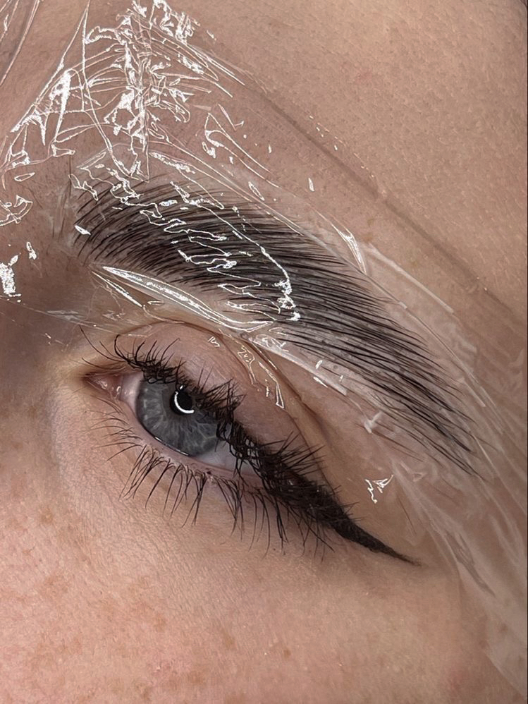Brow Lamination
