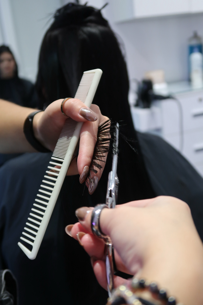 Haircut & Style