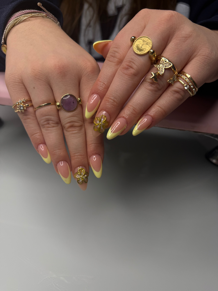 Acrylic Nail Fill-in