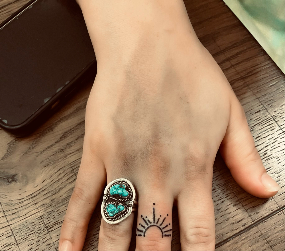 Finger Tattoo