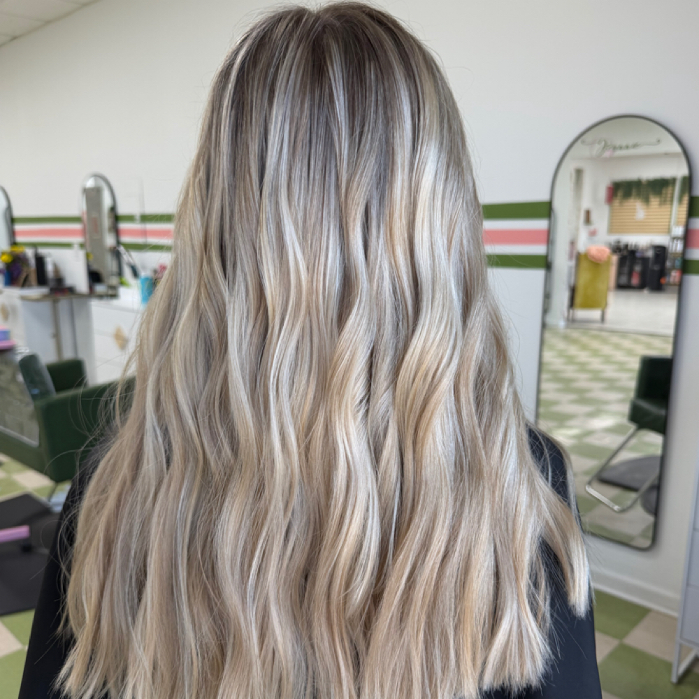 Full Highlight - MW at Elsewhere Salon in Richmond, KY