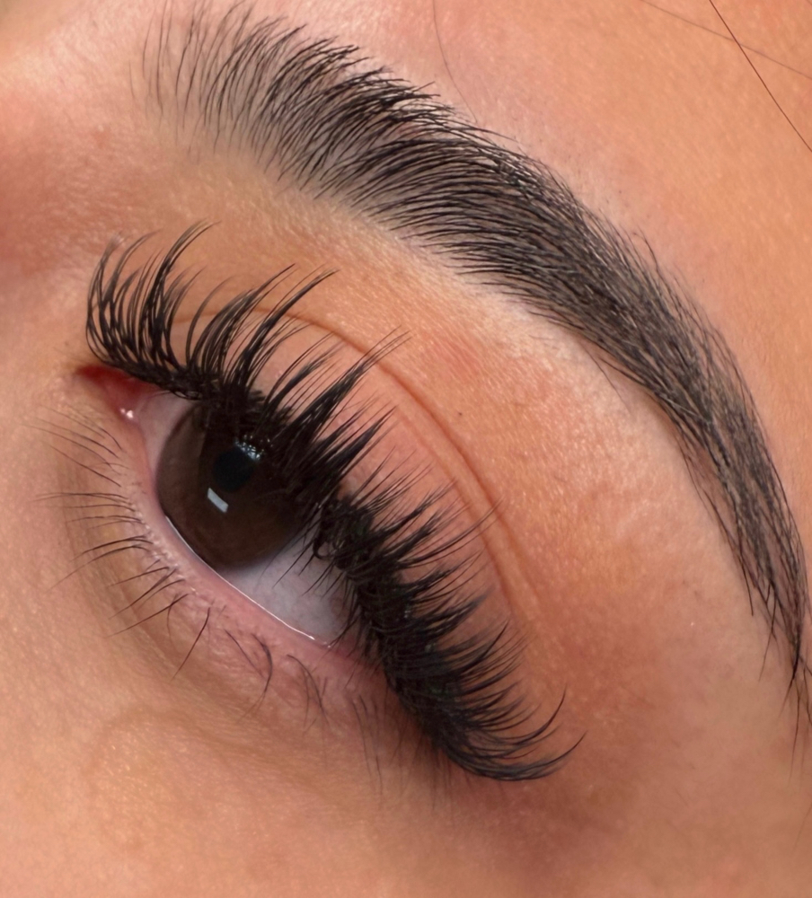 Wispy Hybrid Lash Ext.