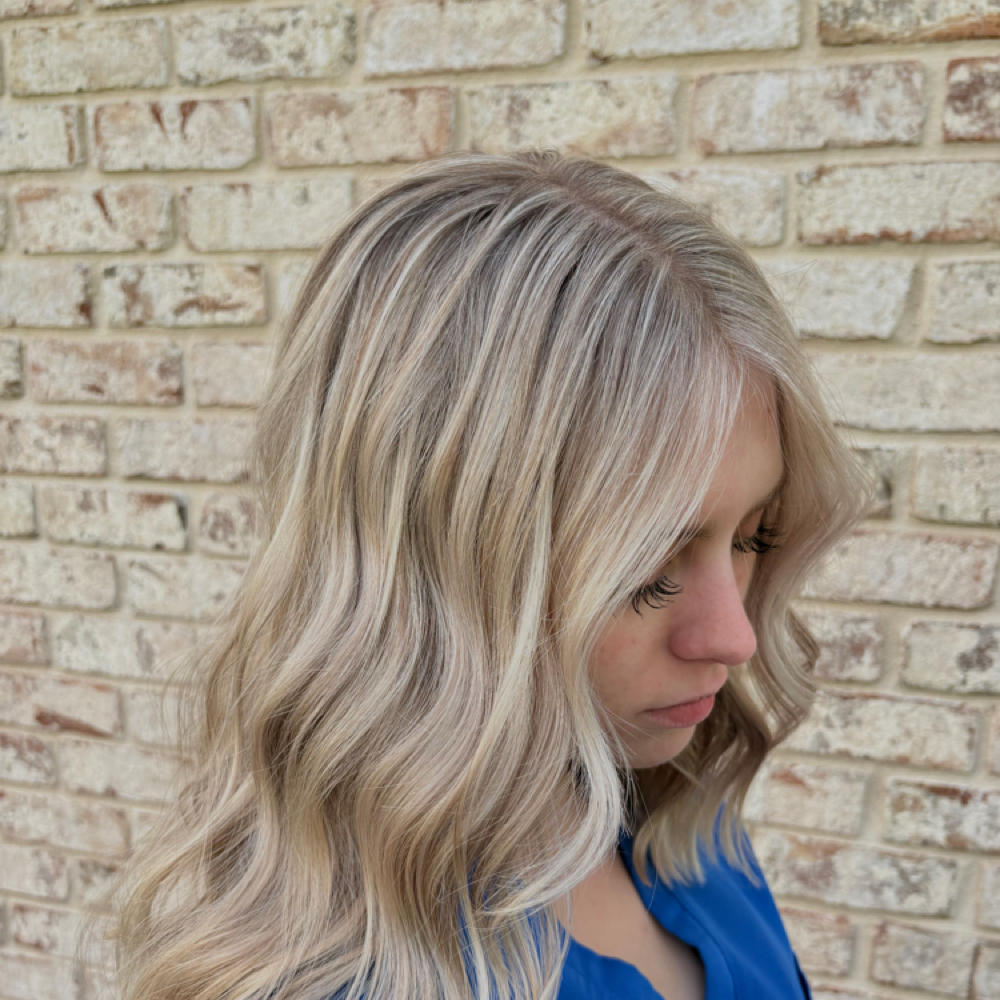 Full Custom Highlight at Abby Rhea Beauty in Greensboro, NC