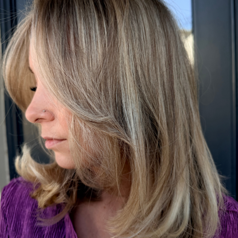 SHAMPOO & BLOWOUT at BEAUTY BY HALEY in New Braunfels, TX