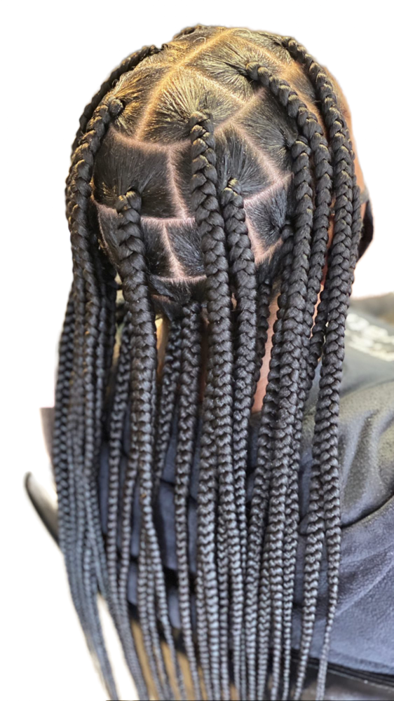 Large Knotless at Modern Aesthetics Studios in Oakbrook Terrace, IL