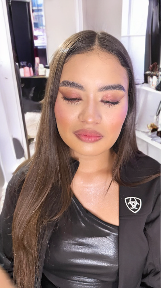 Full Glam Makeup Application