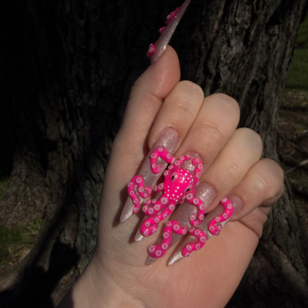 All 10 Nails 3D at Poison Ivy Nails in Chardon, OH